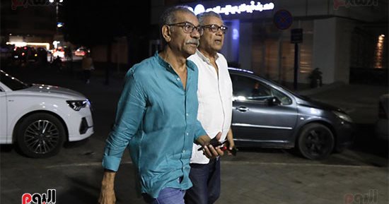 سيد رجب ويسرا اللوزي وأنوشكا في عزاء والدة سلوى محمد على 