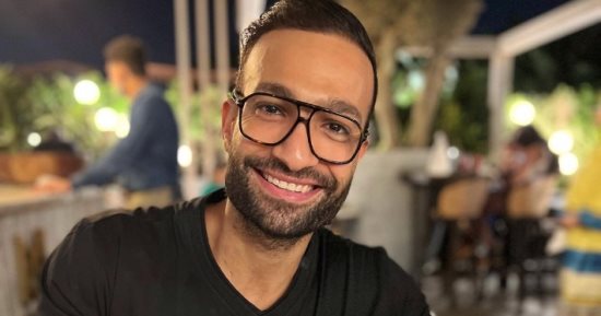 رامى جمال يعلن وفاة شريف شاكر بعد رحلة معاناة مع السرطان