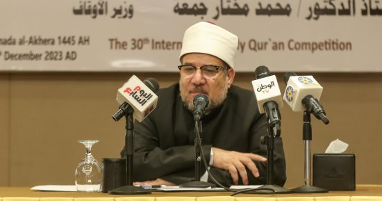 تنسيق بين وزارتى الأوقاف والصحة لإرسال أطباء وتمريض إلى غزة