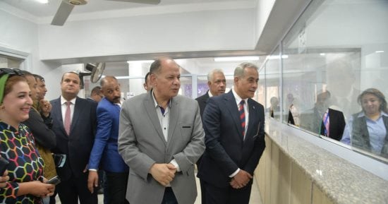 وزير العمل ومحافظ أسيوط يفتتحان مكتب التشغيل المتطور بحى غرب