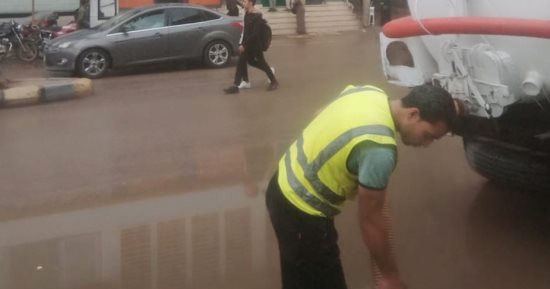"مياه المنوفية" ترفع حالة الطوارئ لمواجهة الأمطار بكل أنحاء المحافظة.. صور