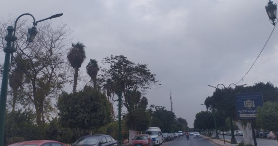 رياح شديدة وغيوم كثيفة وأمطار خفيفة على بعض المناطق فى المنيا.. صور