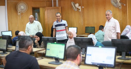 مركز التحول الرقمى بجامعة جنوب الوادى يجرى اختبارات لـ 124 باحثًا