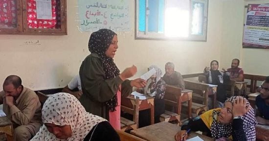 مدير فرع محو الأمية بالإسماعيلية: الانتهاء من امتحانات دورة أكتوبر للدارسين