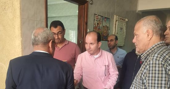 وكيل "صحة القليوبية" يحيل مدير الوحدة الصحية بكفر تصفا للتحقيق