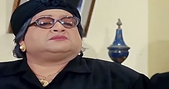 كيف تجعلين لغة جسدك تظهر أنك امرأة قوية حتى لو كنت في أسوأ حالاتك؟