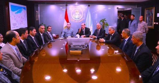محافظ كفر الشيخ لأول دفعة من مبادرة 1000 مدير مدرسة: مسئوليتكم بث روح الولاء