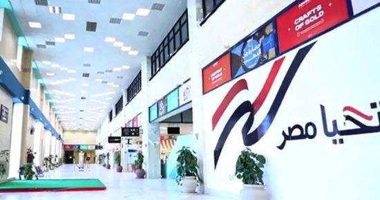 محافظ أسوان: تنفيذ معدلات كبيرة بمشروعات حياة كريمة والتأمين الصحى الشامل 