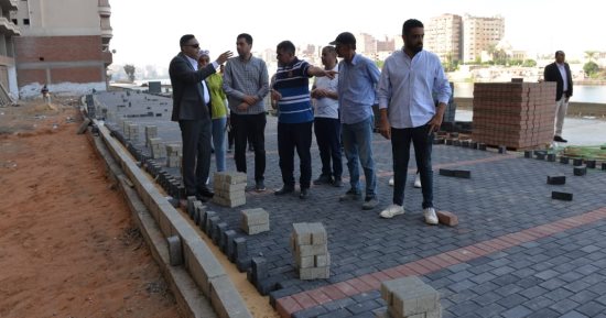 محافظ الدقهلية يتفقد أعمال مشروع امتداد المشاية الجديد على النيل.. صور