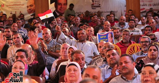 نقيب العاملين بالصحافة يعلن تبرع النقابة بـ100 ألف جنيه لصالح دعم غزة