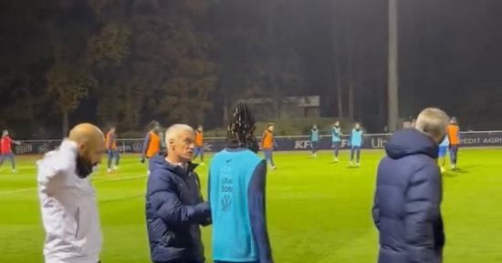 إصابة كامافينجا تثير القلق فى مران منتخب فرنسا قبل تصفيات اليورو.. فيديو