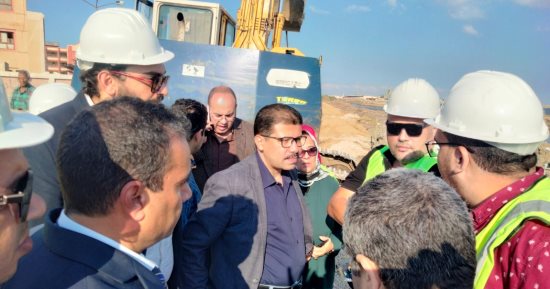 رئيس مياه القناة يستقبل وفد بنك الاستثمار لمناقشة المشروعات القومية والتنموية