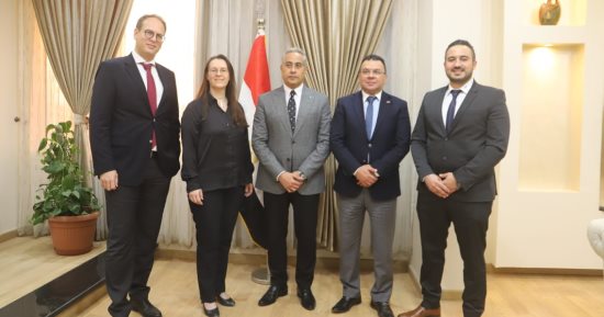 وزير العمل: توجيهات بتشجيع الاستثمار وتوفير فرص عمل طبقاً للمعايير الدولية