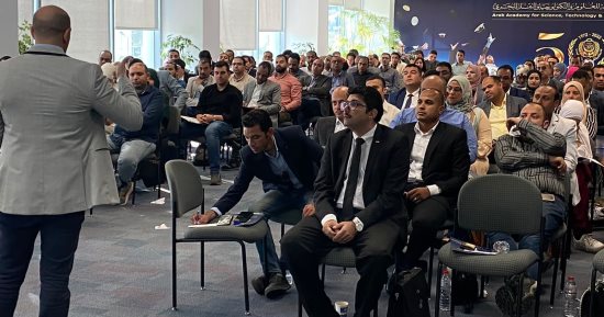 تنظيم برنامج "قياس القدرات القيادية" لـ130من القيادات الشابة بالمجتمعات العمرانية