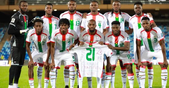منتخب بوركينا فاسو يتقدم على سيراليون 2-0 فى الشوط الأول.. فيديو