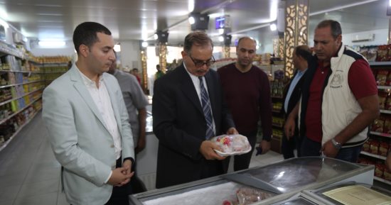محافظ كفرالشيخ يتابع تطبيق مبادرة رئيس الوزراء في خفض الأسعار الأساسية