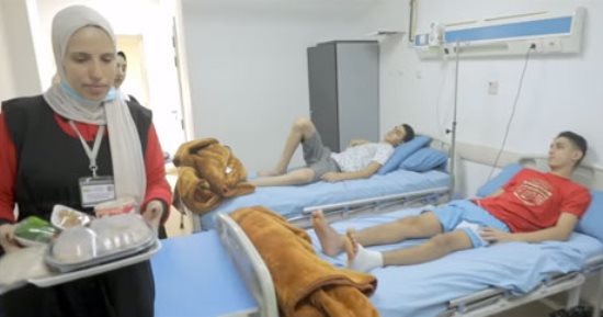 "الصحة" تبث فيديو لرسائل ذوى المصابين الفلسطينيين بالمستشفيات المصرية