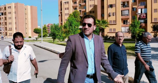 رئيس جهاز مدينة طيبة بالأقصر يتفقد أعمال النظافة بعمارات الإسكان الاجتماعى