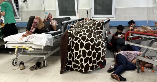 قصف مستشفيات ونبش قبور الشهداء جرائم الاحتلال مستمرة.. استشهاد العشرات بينهم أطباء فى قصف المستشفى الإندونيسى ومدرسة الكويت بالرصاص والمدفعية.. نبش قبور جماعية بالشفاء.. واستشهاد 60 فى غارات على دير البلح