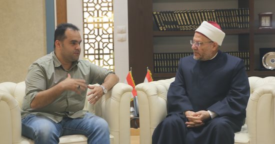 مفتى الجمهورية: المشاركة فى الاستحقاقات الانتخابية بشكل عام حق للمواطن وواجب تجاه الوطن.. شوقى علام لـ"اليوم السابع": العدوان الإسرائيلى على الشعب الفلسطينى تطهير عرقى ممنهج وأمر يتعارض مع جميع الأديان.. صور