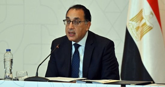 رئيس الوزراء يوجه بطرح 10 مدارس على المستثمرين من القطاع الخاص