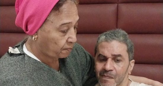 ادعوا له بالشفاء.. الفنان عمرو محمد على يتعرض لهجمة من هجمات المرض أثناء العمرة