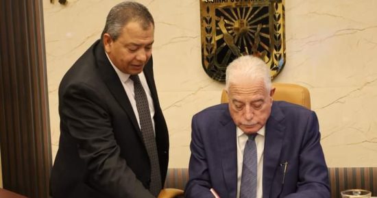 محافظ جنوب سيناء يصدق على 943 حالة تصالح بمخالفات البناء 