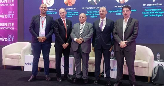 وزير الاتصالات الأسبق: لم يتم تسجيل أي حالة صحية تضررت من أبراج المحمول