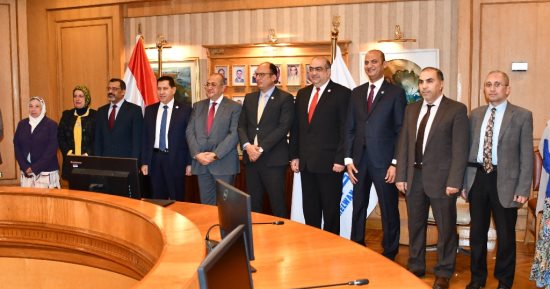 جامعة حلوان ومعهد تيودور بلهارس يوقعان مذكرة تفاهم لتطوير البحث العلمي