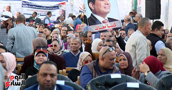 مؤتمر حاشد لـ"العاملين بالمالية والضرائب" لدعم المرشح عبد الفتاح السيسى
