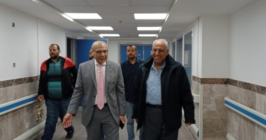 المدير التنفيذى للمستشفيات الجامعية يتابع خطة التطوير الشاملة للمستشفيات