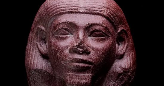 آثار مصرية فى اسكتلندا.. ثمرة بطاطس وراء استخراج 4 تماثيل فرعونية