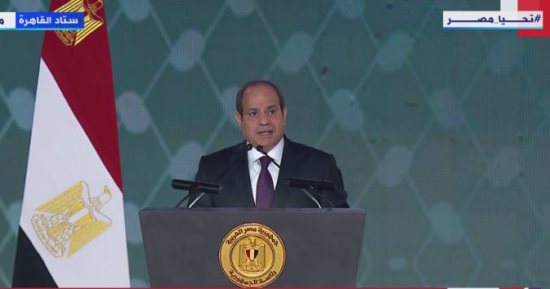 الرئيس السيسى: استقبلنا 158 طائرة مساعدات بمطار العريش الدولى لأهالى غزة