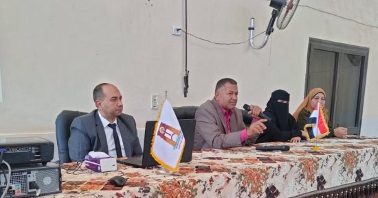 وزارة العمل: توعية بحقوق المرأة والمشاركة الانتخابية بالوادى الجديد