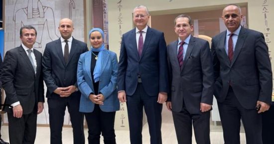 سفير مصر فى بولندا يفتتح الجناح المصرى بالمعرض السياحى الدولى TT Warsaw
