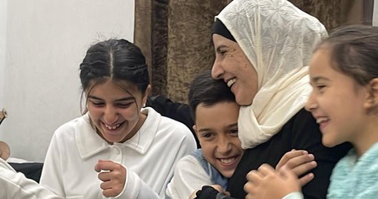 الأسيرة الفلسطينية المحررة فلسطين نجم: فرحتي منقوصة حزنا على شهداء غزة