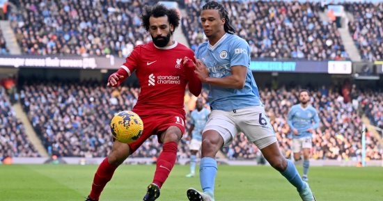 أكي مدافع مانشستر سيتي: من الصعب مراقبة محمد صلاح