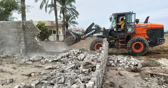 إزالة 36 حالة تعد على الأراضى الزراعية وأملاك الدولة فى الإسماعيلية