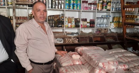 توزيع 26 طن سكر على الأهالى بقرى ومدن الشرقية بـ27 جنيها للكيلو.. صور