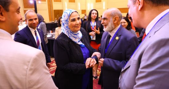 مساعدو وزيرة التضامن يستعرضون استراتيجية الوزارة فى إحداث أثر تنموى