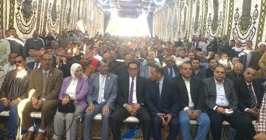 نقيب الغزل والنسيج: الرئيس السيسى كتب تاريخ مصر الحديثة