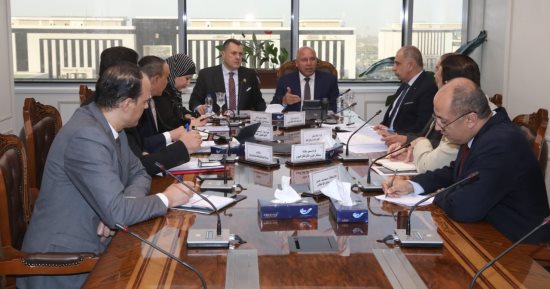 وزير النقل: تطوير المراسى النيلية والتدريب المستمر لأطقم الفنادق العائمة