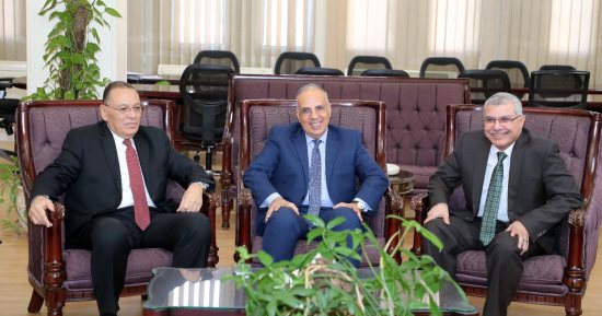 مجلس جامعة الزقازيق يعقد اجتماعه الدورى بحضور وزير الرى ومحافظ الشرقية