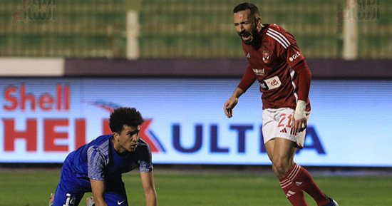 الأهلى يفقد فرصة الانقضاض على صدارة دوري nile بتعادل سلبى مع سموحة
