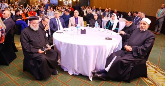 عبد المنعم سعيد: مصر رغم التحديات حققت إنجازات عديدة على كل الأصعدة