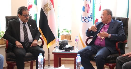 رئيس الطائفة الإنجيلية بمصر يستقبل المرشح الرئاسى فريد زهران 