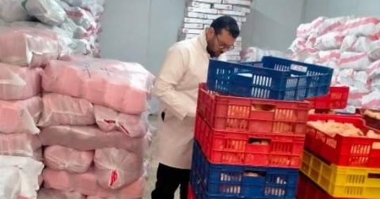 ضبط 8 أطنان دواجن منتهية الصلاحية بحملات رقابية بالشرقية