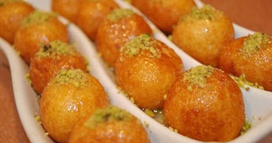 طريقة عمل الزلابية في المنزل بمكونات بسيطة.. طعمها لذيذ وسهلة التحضير