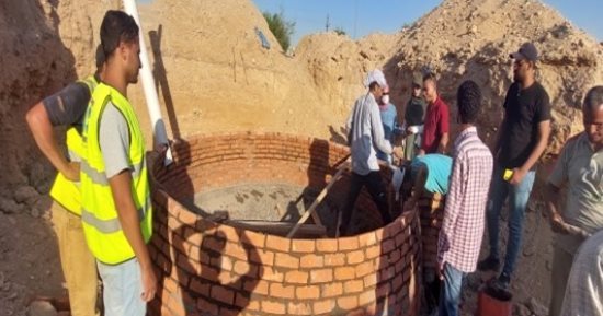 البيوجاز حلم الطاقة المتجددة النظيفة لحماية البيئة بسوهاج.. إنتاج الغاز يتم بفعل البكتريا دون تدخل الإنسان.. وقرية قاو غرب أول قرية تطبق المشروع بــ 57 وحدة لخدمة المواطنين ضمن مبادرة حياة كريمة.. صور