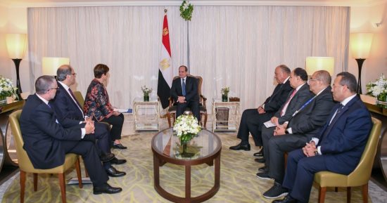 الرئيس السيسى يستهل زيارته لدبى باستقبال مديرة صندوق النقد الدولى.. ويؤكد على مواصلة تعزيز الإصلاحات الهيكلية المتعلقة بالسياسات المالية والنقدية.. وكريستالينا چورچييڤا تشيد بأداء الاقتصاد المصرى ومرونته